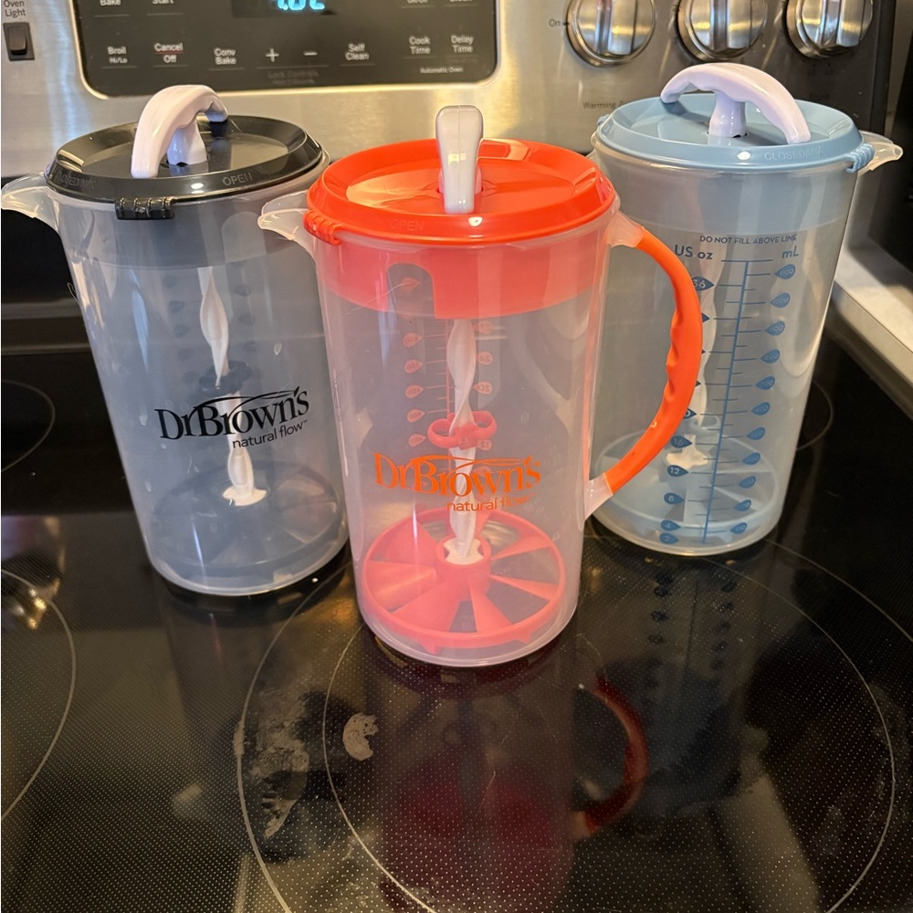 Dr. Brown's Formula Mixing Pitchers Set